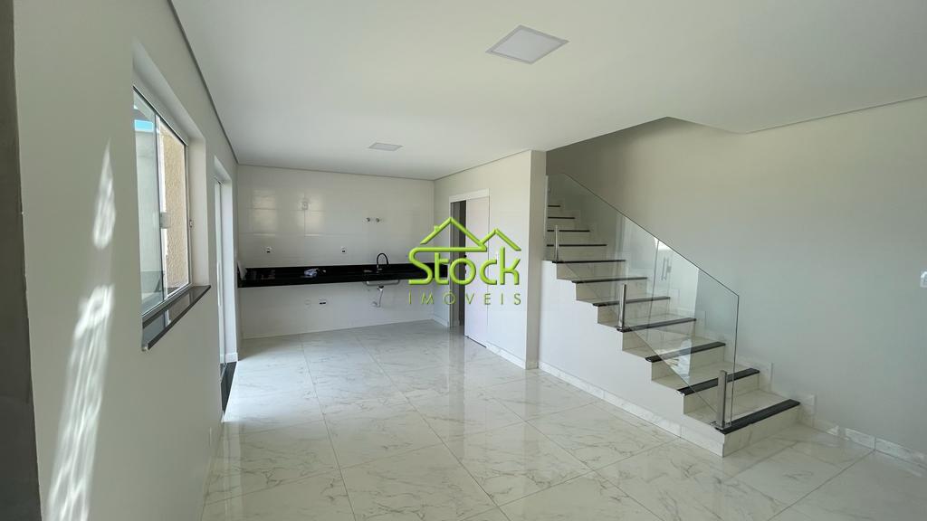 Casa, Shalimar, 3 Quartos, 2 Vagas, 1 Suíte