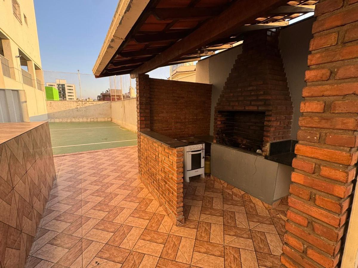 Apartamento, Sagrada Família, 2 Quartos, 1 Vaga