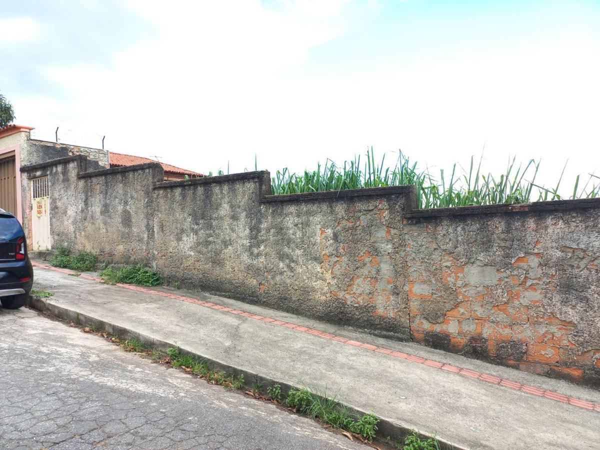 Lote, São Bernardo, 0 Quarto, 0 Vaga