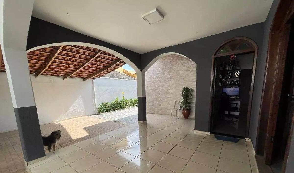 Casa, Jardim Riacho das Pedras, 3 Quartos, 6 Vagas, 2 Suítes