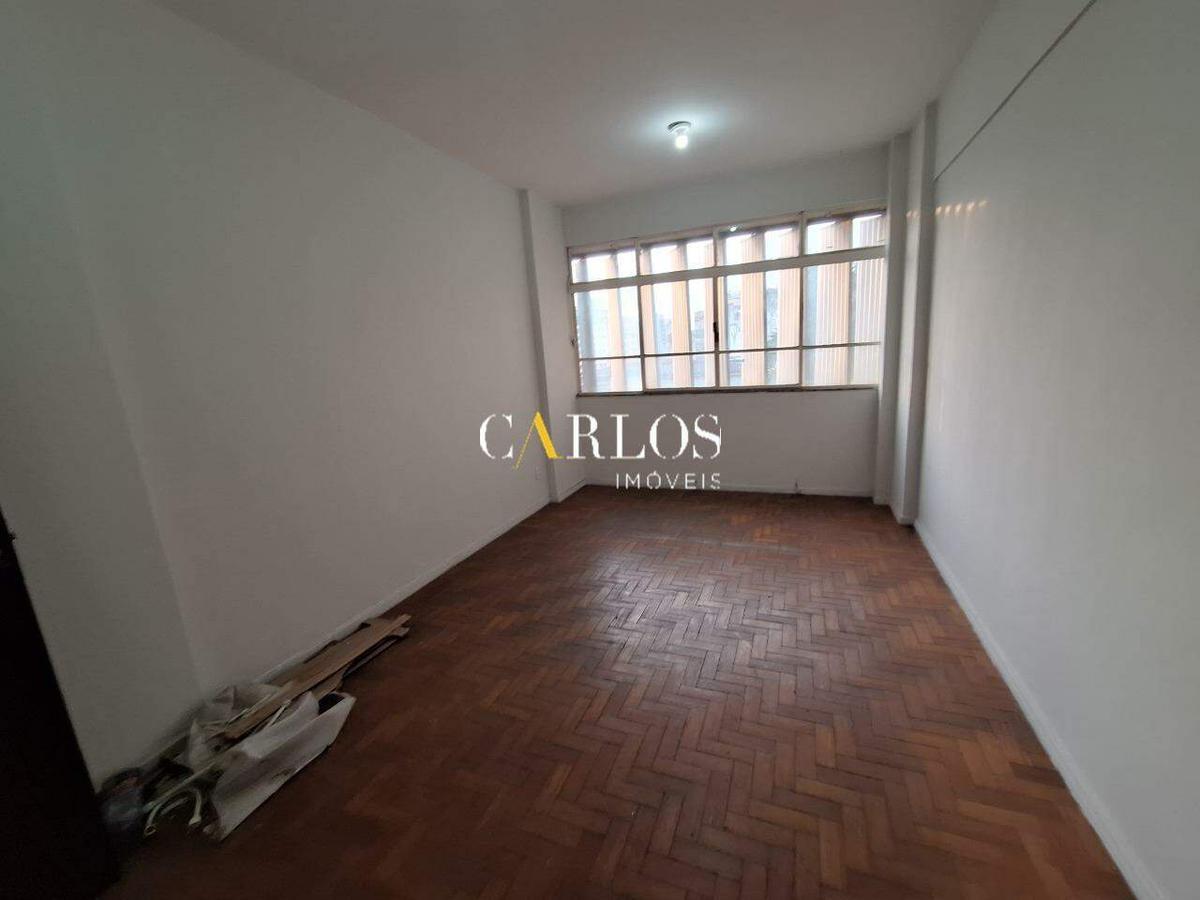 Sala, Centro