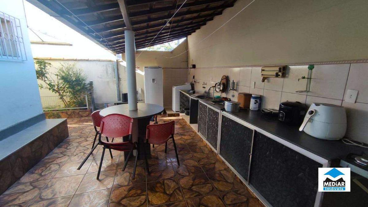 Casa, Serrano, 3 Quartos, 2 Vagas, 1 Suíte