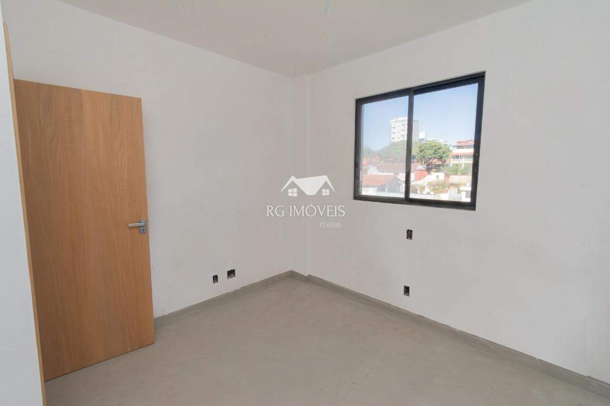 Apartamento, Barreiro, 3 Quartos, 2 Vagas, 1 Suíte