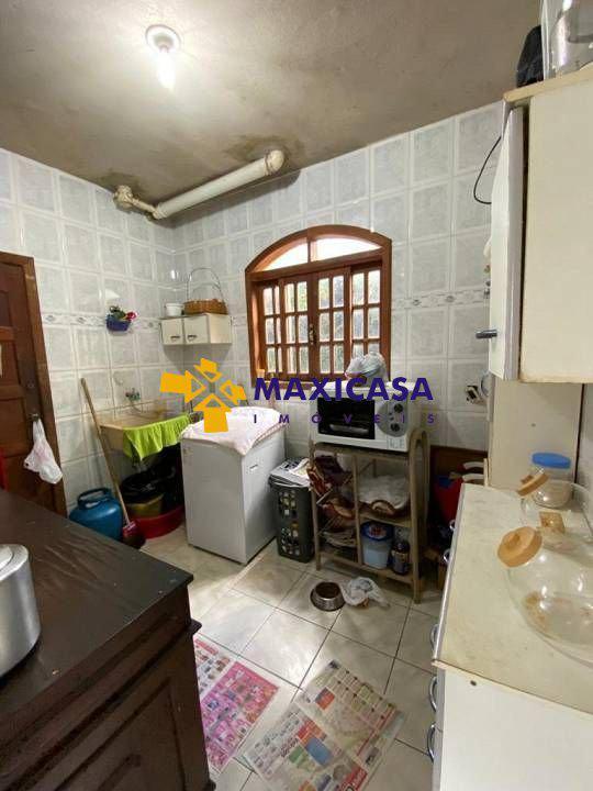 Casa, Trevo, 3 Quartos, 6 Vagas, 1 Suíte