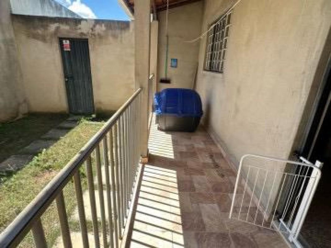 Casa, Jardim Brasília, 2 Quartos, 3 Vagas