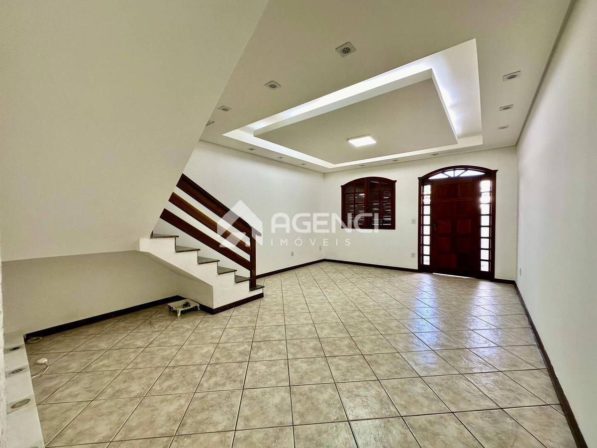 Casa, Parque Xangri-lá, 4 Quartos, 0 Vaga, 1 Suíte