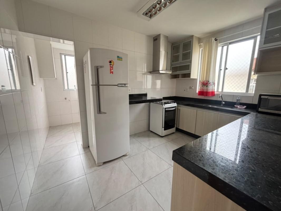 Apartamento, Sagrada Família, 3 Quartos, 2 Vagas, 1 Suíte