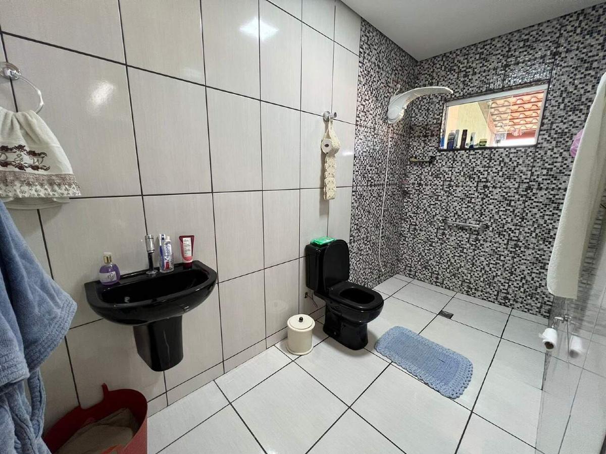 Casa, Teixeira Dias, 4 Quartos, 2 Vagas, 1 Suíte