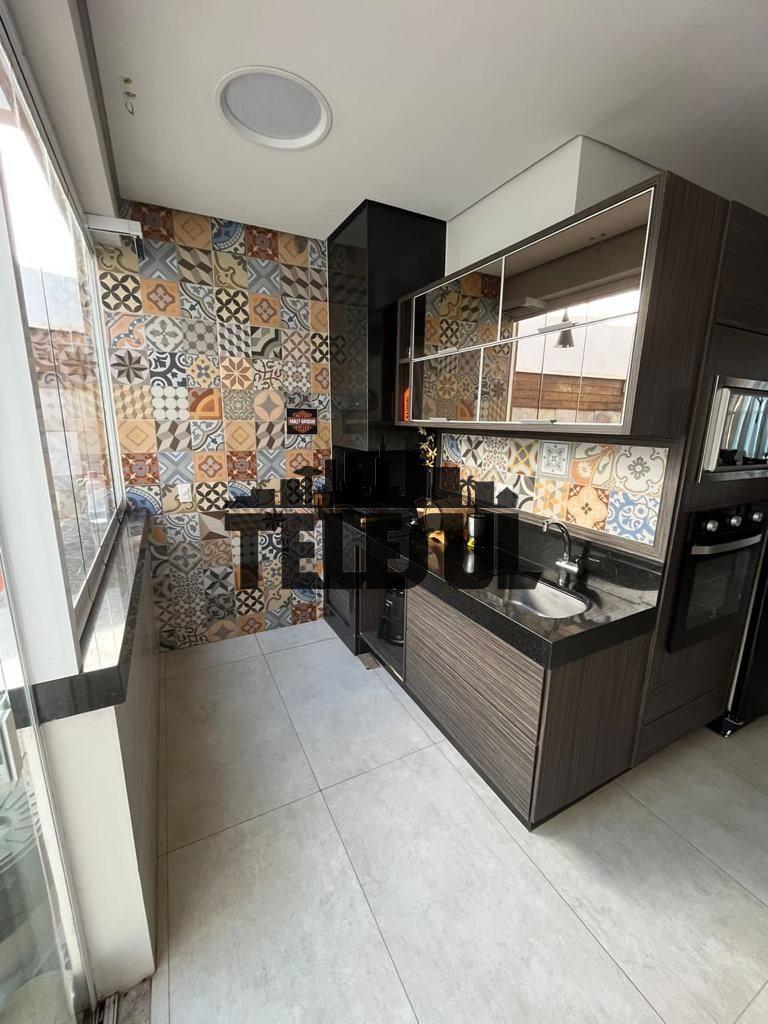 Casa, Campos Elíseos, 3 Quartos, 5 Vagas, 1 Suíte