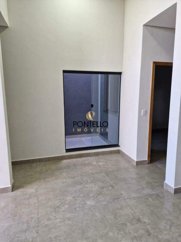 Casa, Jardim Arizona, 3 Quartos, 2 Vagas, 1 Suíte