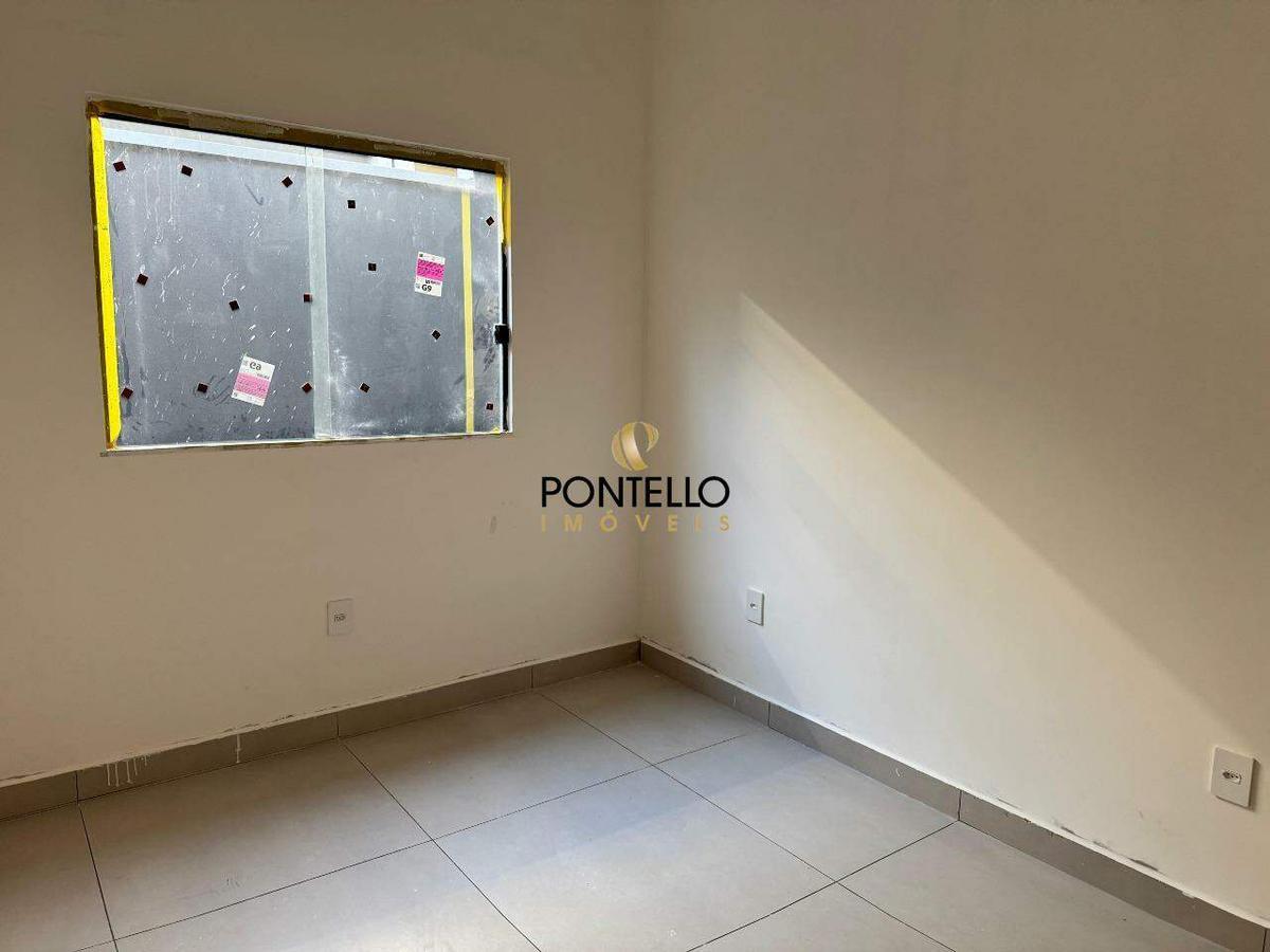 Casa, São Cristóvão, 2 Quartos, 2 Vagas, 1 Suíte