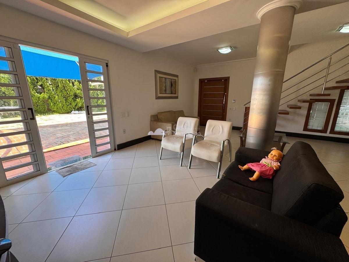 Casa, Itapoã, 4 Quartos, 8 Vagas, 3 Suítes