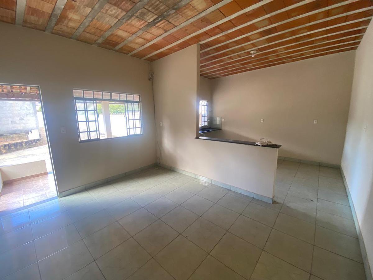 Casa, Padre Teodoro, 2 Quartos, 4 Vagas
