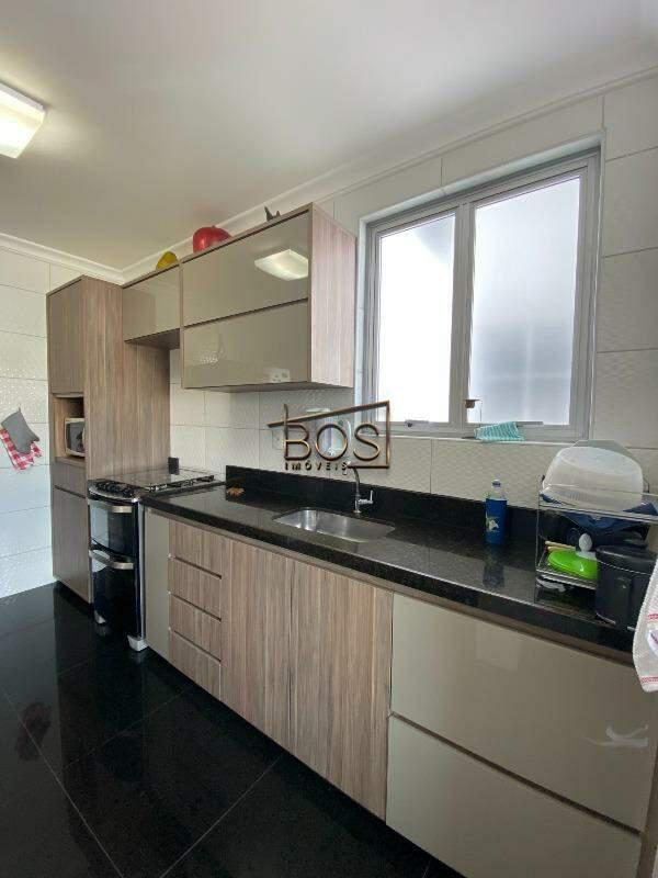 Apartamento, Floresta, 3 Quartos, 2 Vagas, 1 Suíte