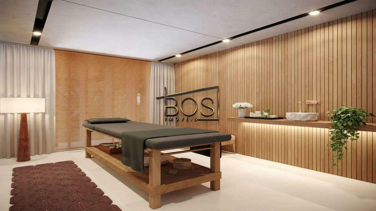 Cobertura, Funcionários, 4 Quartos, 5 Vagas, 4 Suítes