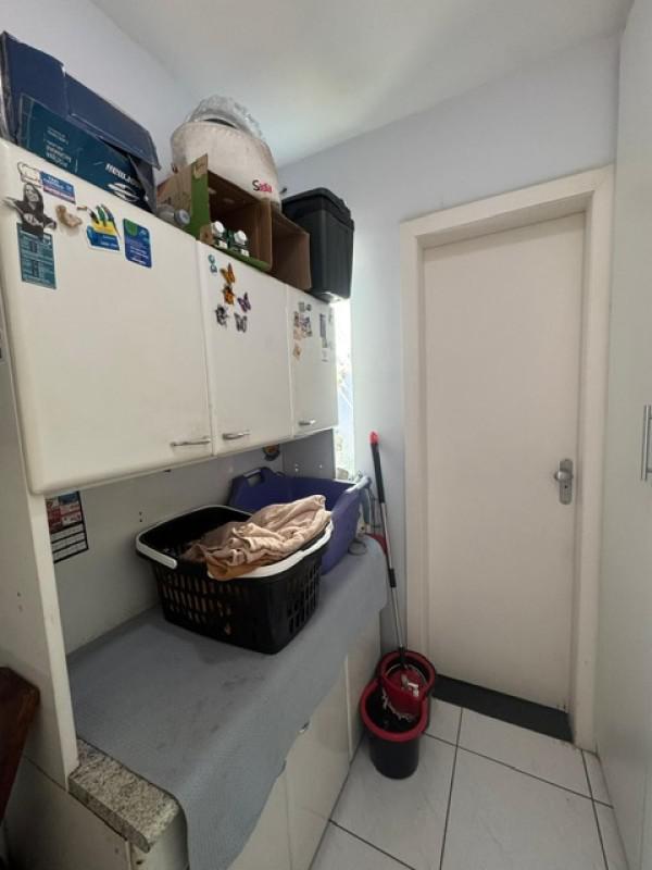 Casa, Castelo, 4 Quartos, 3 Vagas, 1 Suíte