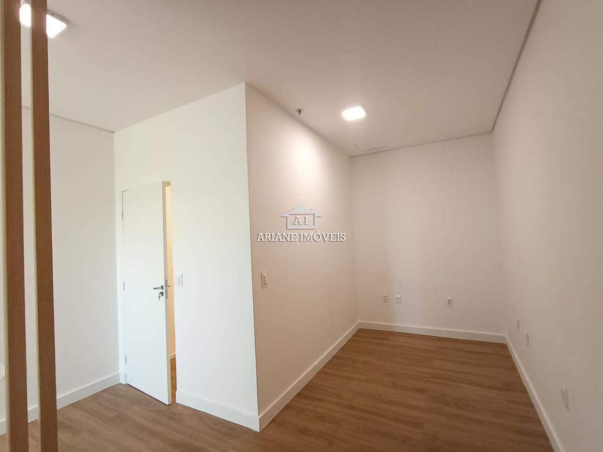 Sala, Prado, 0 Quarto, 1 Vaga