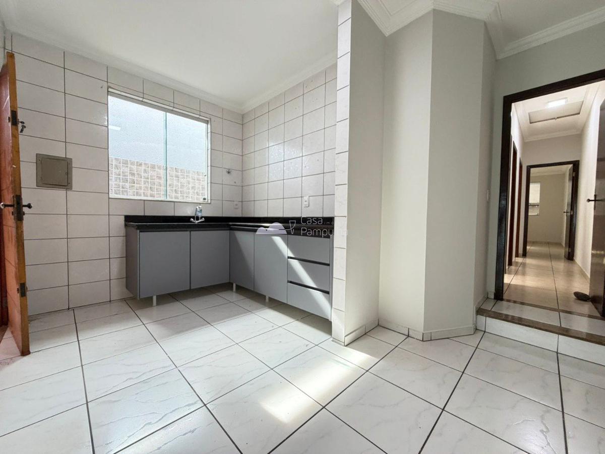 Casa, Santa Mônica, 3 Quartos, 2 Vagas, 1 Suíte