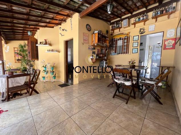 Casa, Planalto, 2 Quartos, 3 Vagas, 2 Suítes