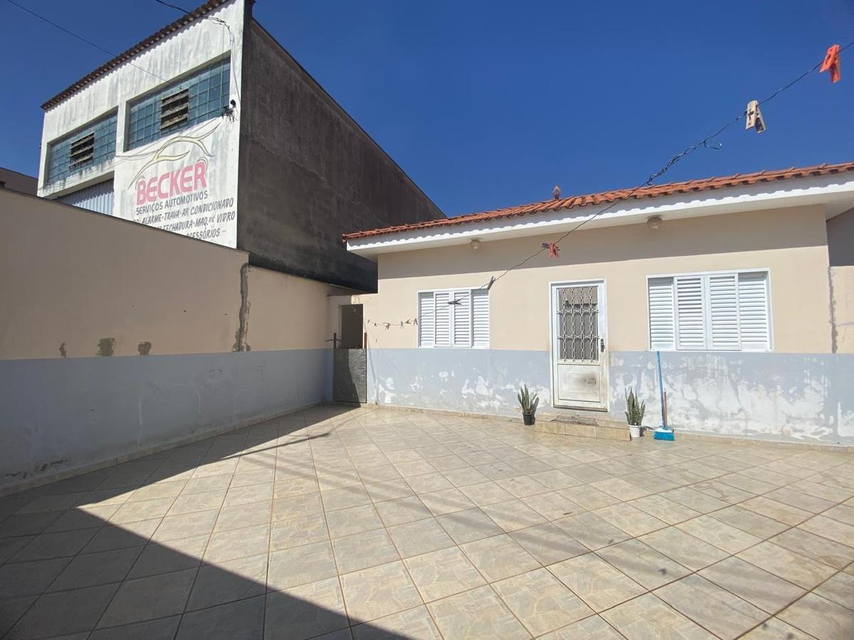 Casa, Jardim Ribeiro, 2 Quartos, 3 Vagas