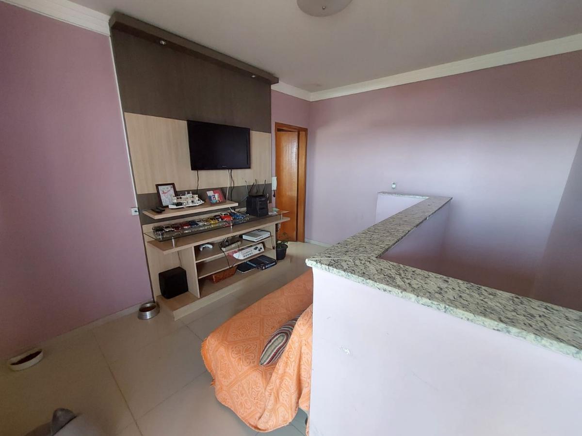 Cobertura, Santa Terezinha, 4 Quartos, 1 Vaga, 2 Suítes