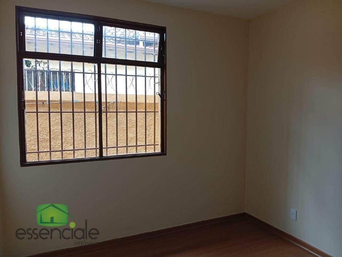 Casa Comercial, Eldorado, 4 Quartos, 4 Vagas, 1 Suíte