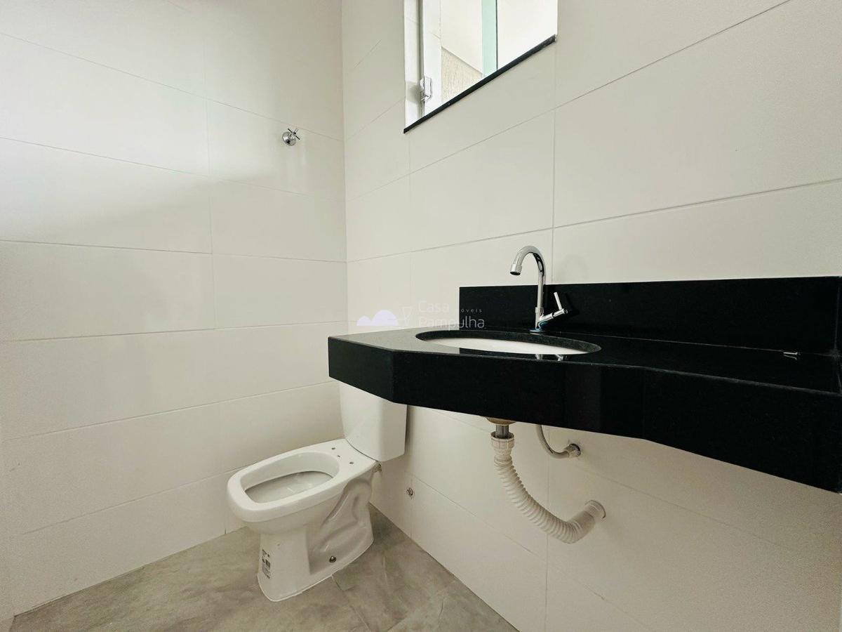 Casa, Candelária, 3 Quartos, 2 Vagas, 2 Suítes