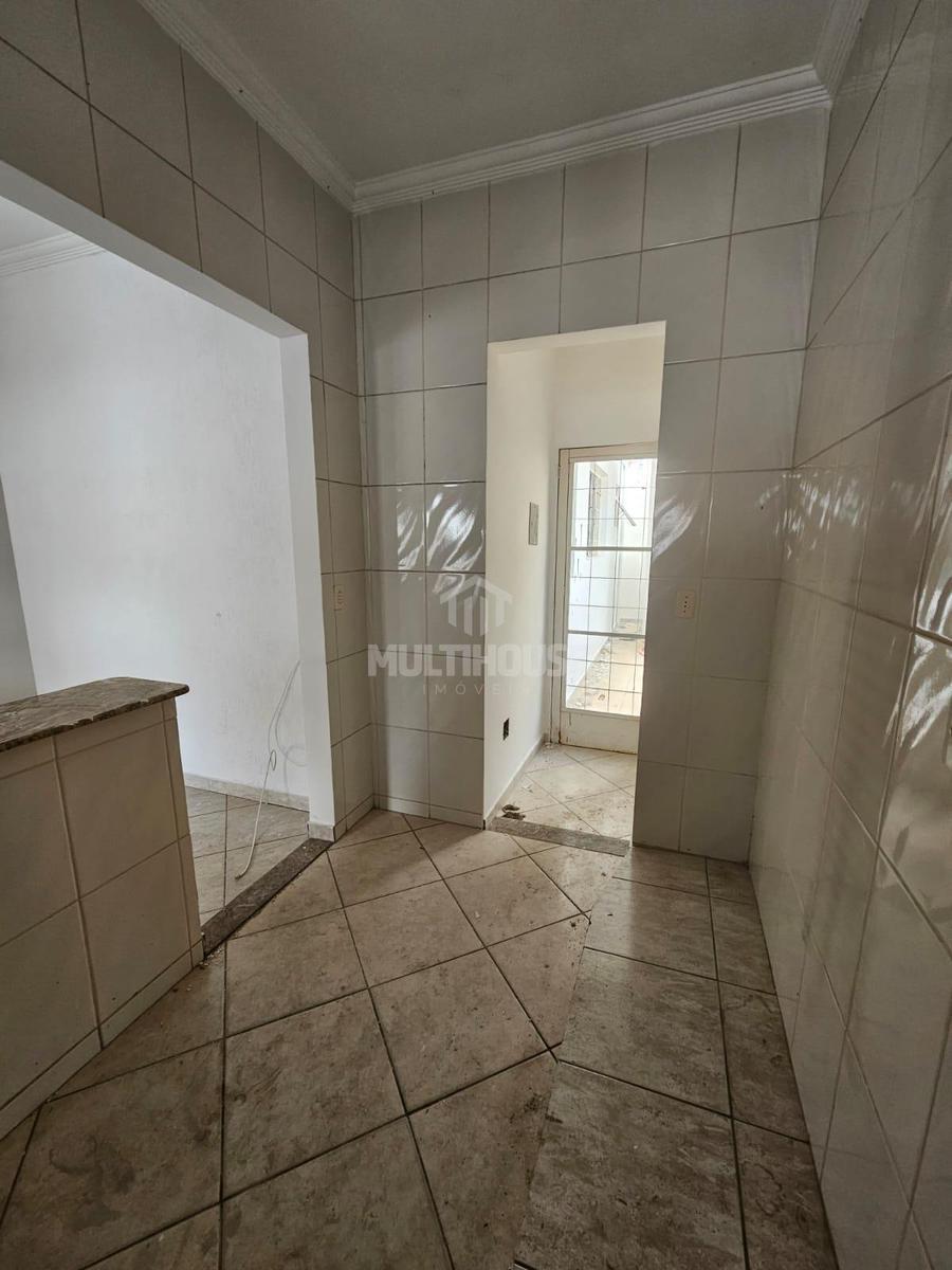 Casa, Letícia, 2 Quartos, 1 Vaga