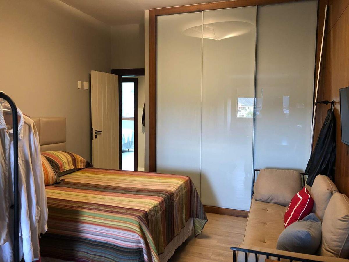 Casa, Village Terrasse I, 5 Quartos, 5 Vagas, 4 Suítes
