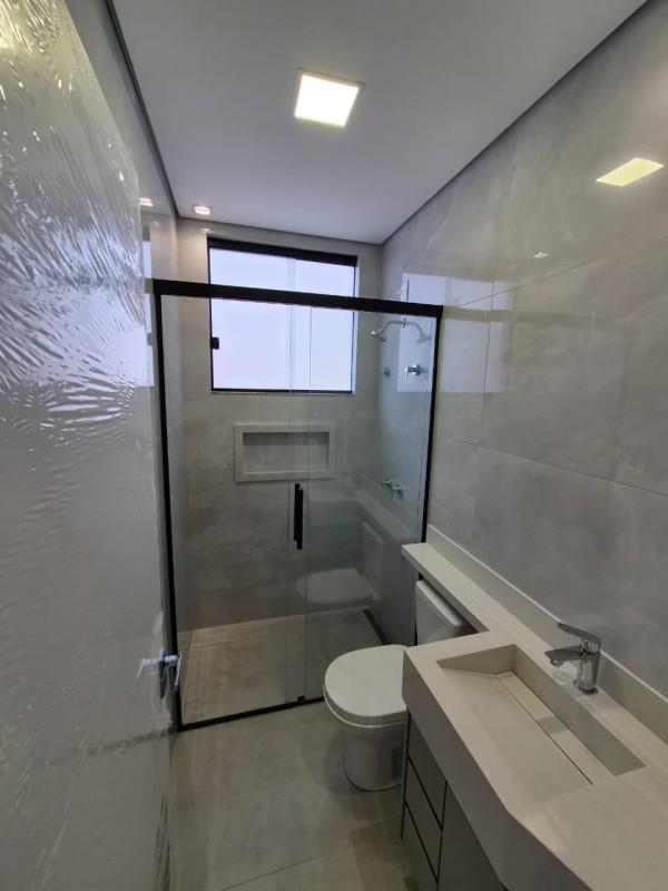 Casa, Francisco Pereira, 3 Quartos, 4 Vagas, 1 Suíte