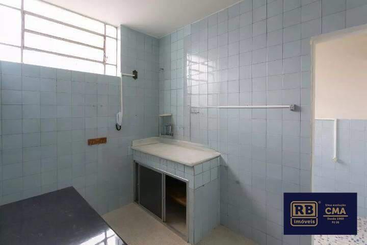 Apartamento, Floresta, 2 Quartos, 0 Vaga