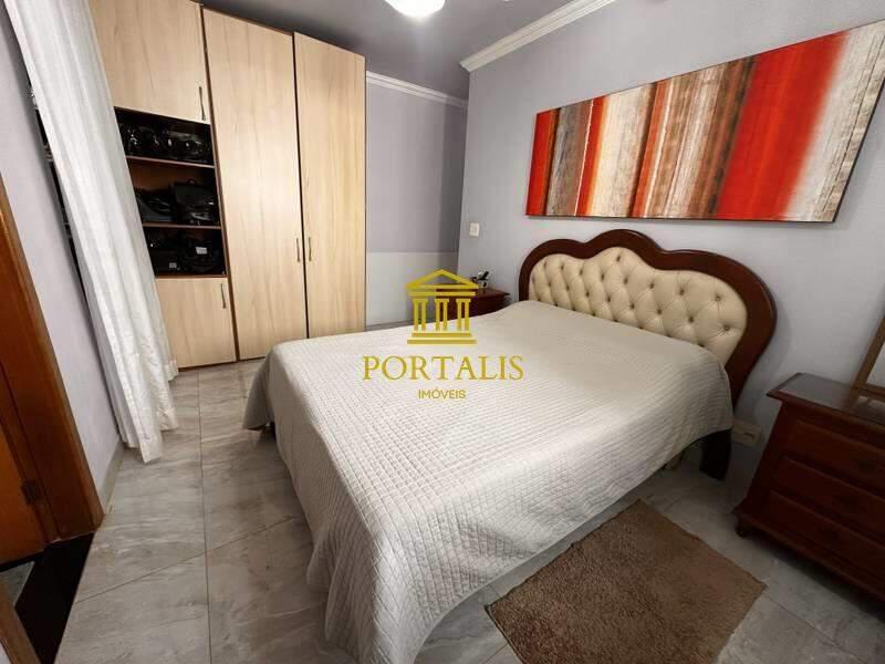 Casa, Fernão Dias, 3 Quartos, 2 Vagas, 1 Suíte