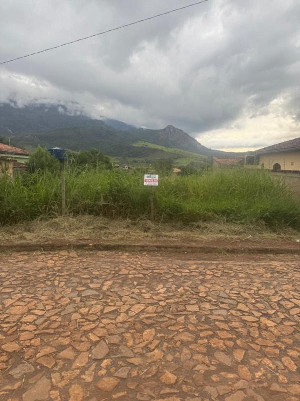 Lote, Centro, 0 Quarto, 0 Vaga