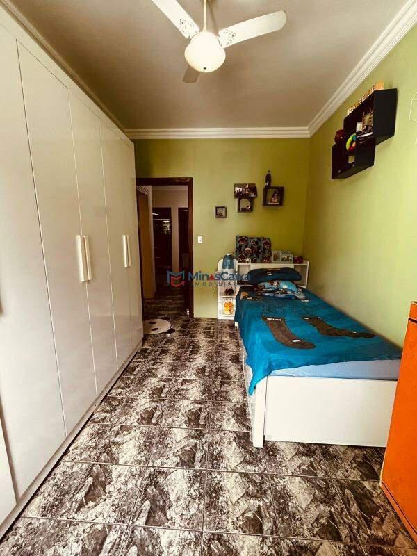 Casa, Cachoeira do Vale, 4 Quartos, 2 Vagas