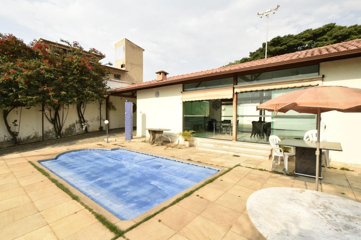 Casa, Bandeirantes (pampulha), 5 Quartos, 12 Vagas, 3 Suítes