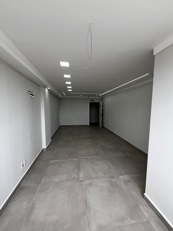 Sala, Vila Verde, 0 Quarto, 0 Vaga