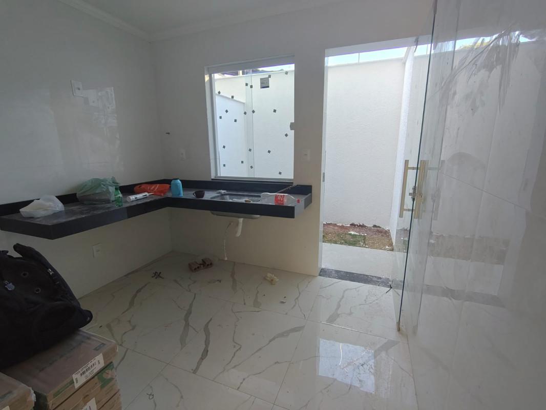 Casa, Candelária, 2 Quartos, 2 Vagas, 2 Suítes