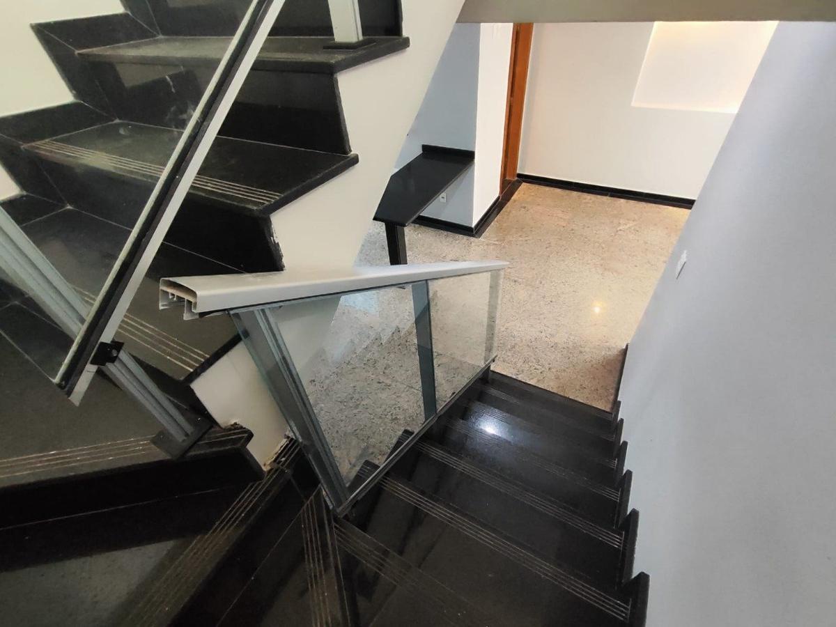 Casa, Nova Floresta, 3 Quartos, 2 Vagas, 1 Suíte