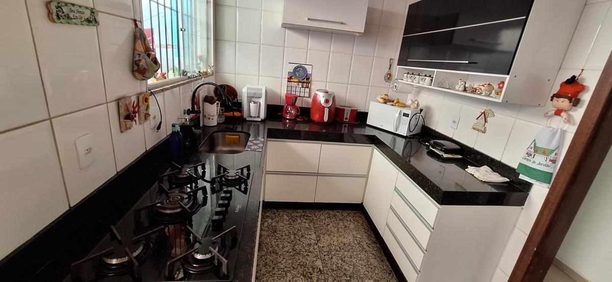 Casa, Itapoã, 3 Quartos, 3 Vagas, 1 Suíte