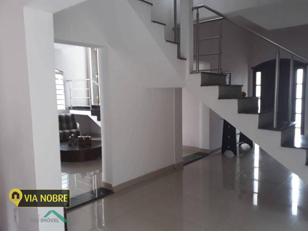 Casa em Condomínio, Santa Amélia, 4 Quartos, 3 Vagas, 2 Suítes