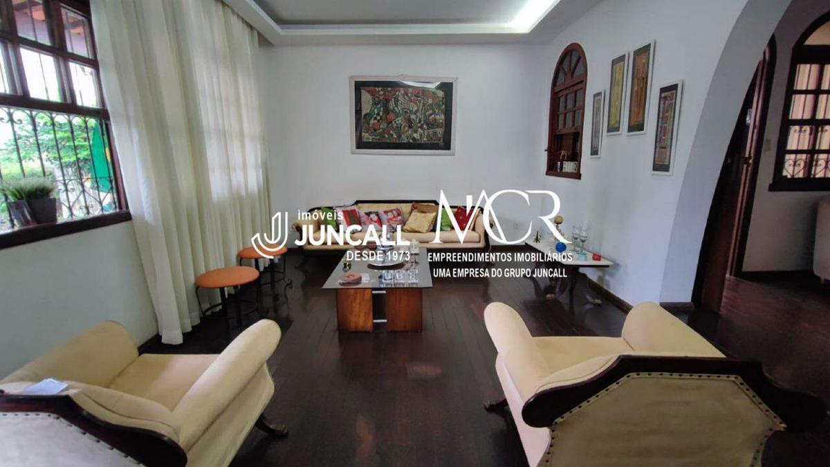 Casa, Colégio Batista, 4 Quartos, 4 Vagas, 1 Suíte