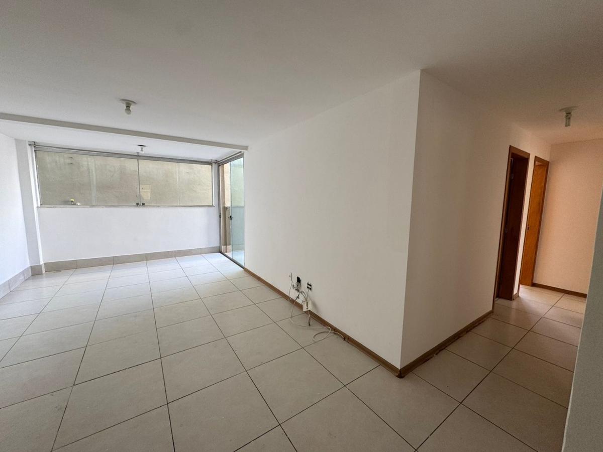 Apartamento, Floresta, 3 Quartos, 2 Vagas, 1 Suíte
