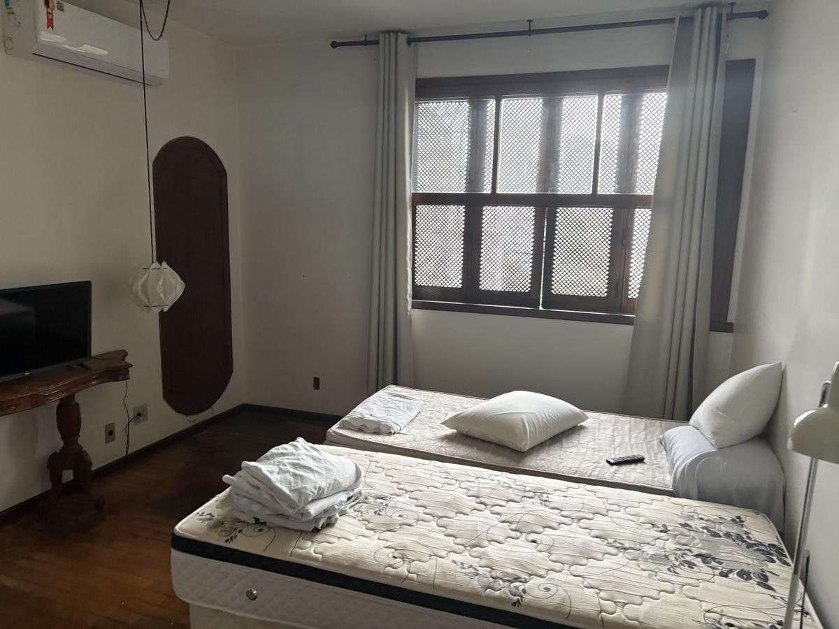 Casa, Vila Paris, 5 Quartos, 3 Vagas, 1 Suíte