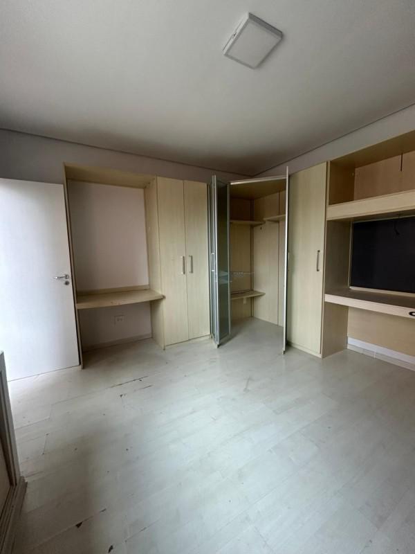 Casa, Centro, 3 Quartos, 3 Vagas, 1 Suíte