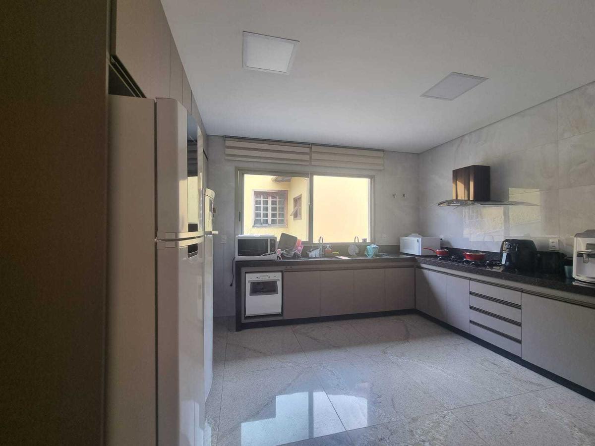 Casa, Jardim Riacho das Pedras, 5 Quartos, 10 Vagas, 2 Suítes