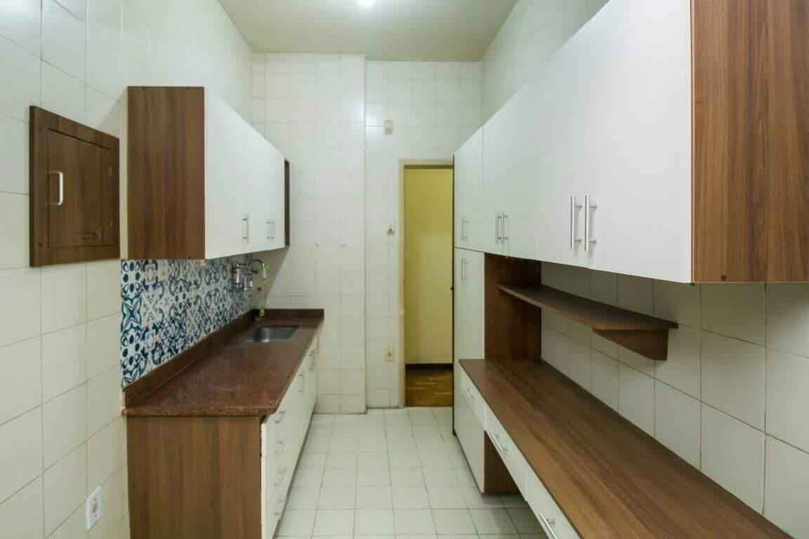Apartamento, Lourdes, 3 Quartos, 0 Vaga, 1 Suíte