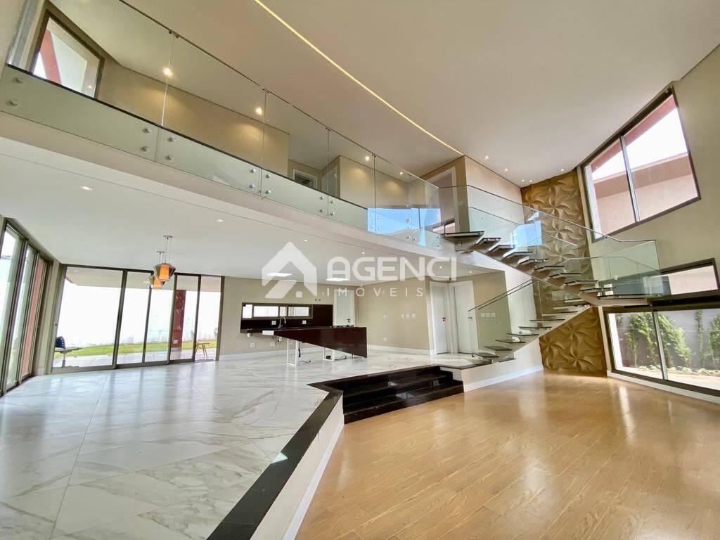 Casa, Alphaville - Lagoa dos Ingleses, 5 Quartos, 0 Vaga, 1 Suíte