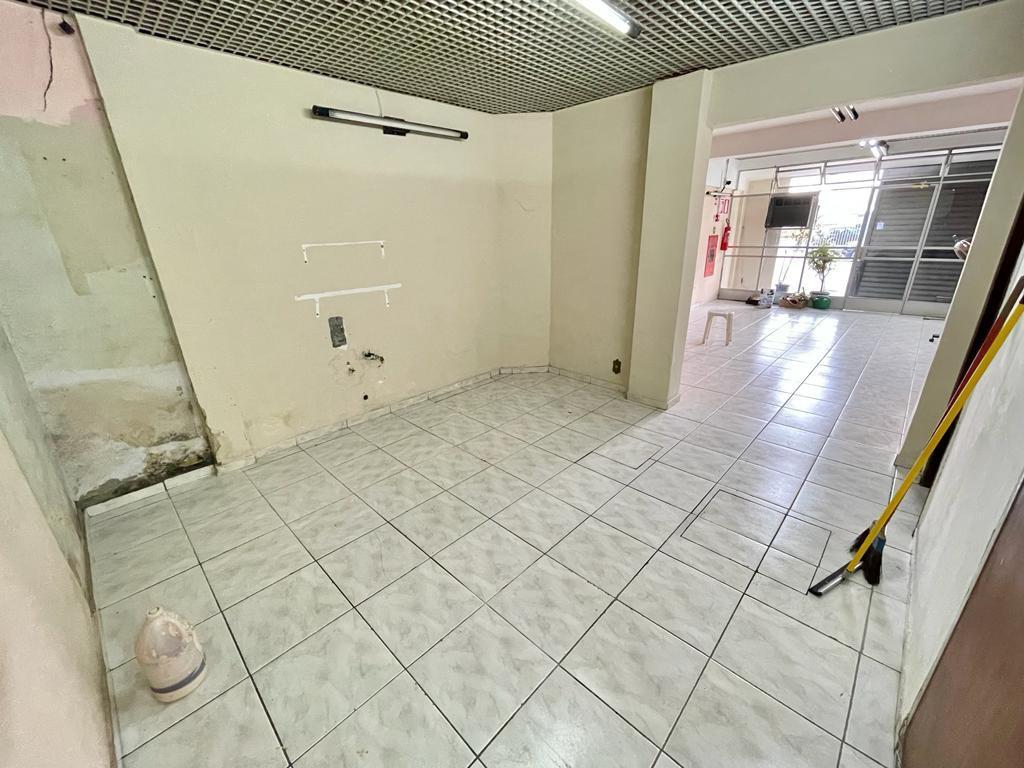 Andar, São José, 0 Quarto, 0 Vaga