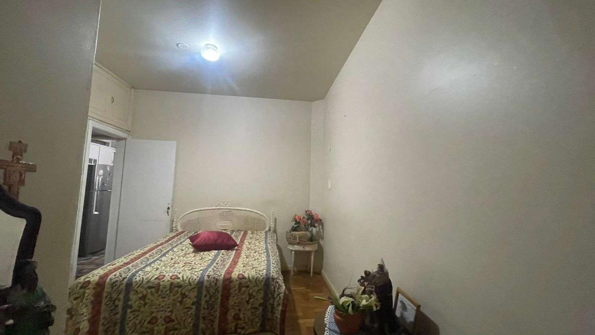 Apartamento, Centro, 4 Quartos, 0 Vaga, 1 Suíte