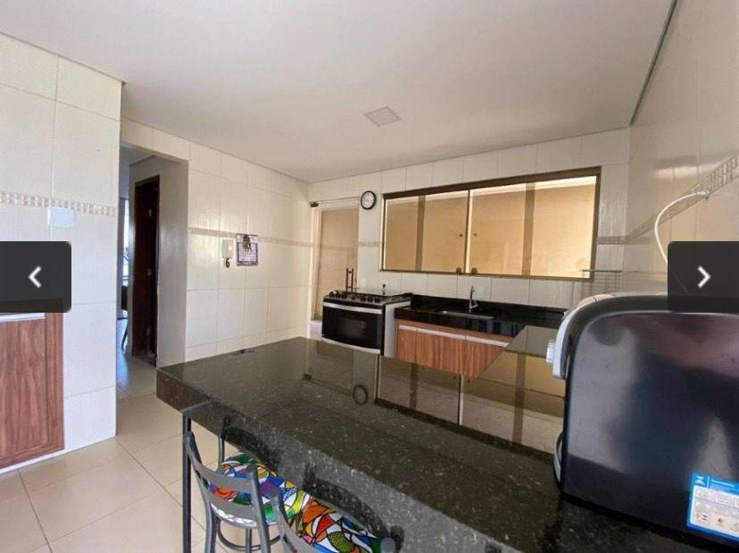 Casa, Arvoredo, 4 Quartos, 3 Vagas, 1 Suíte